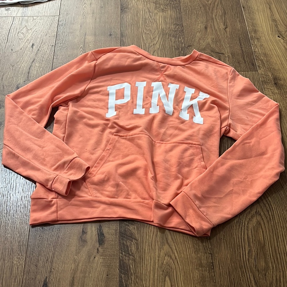 Coral pink cru neck sweater